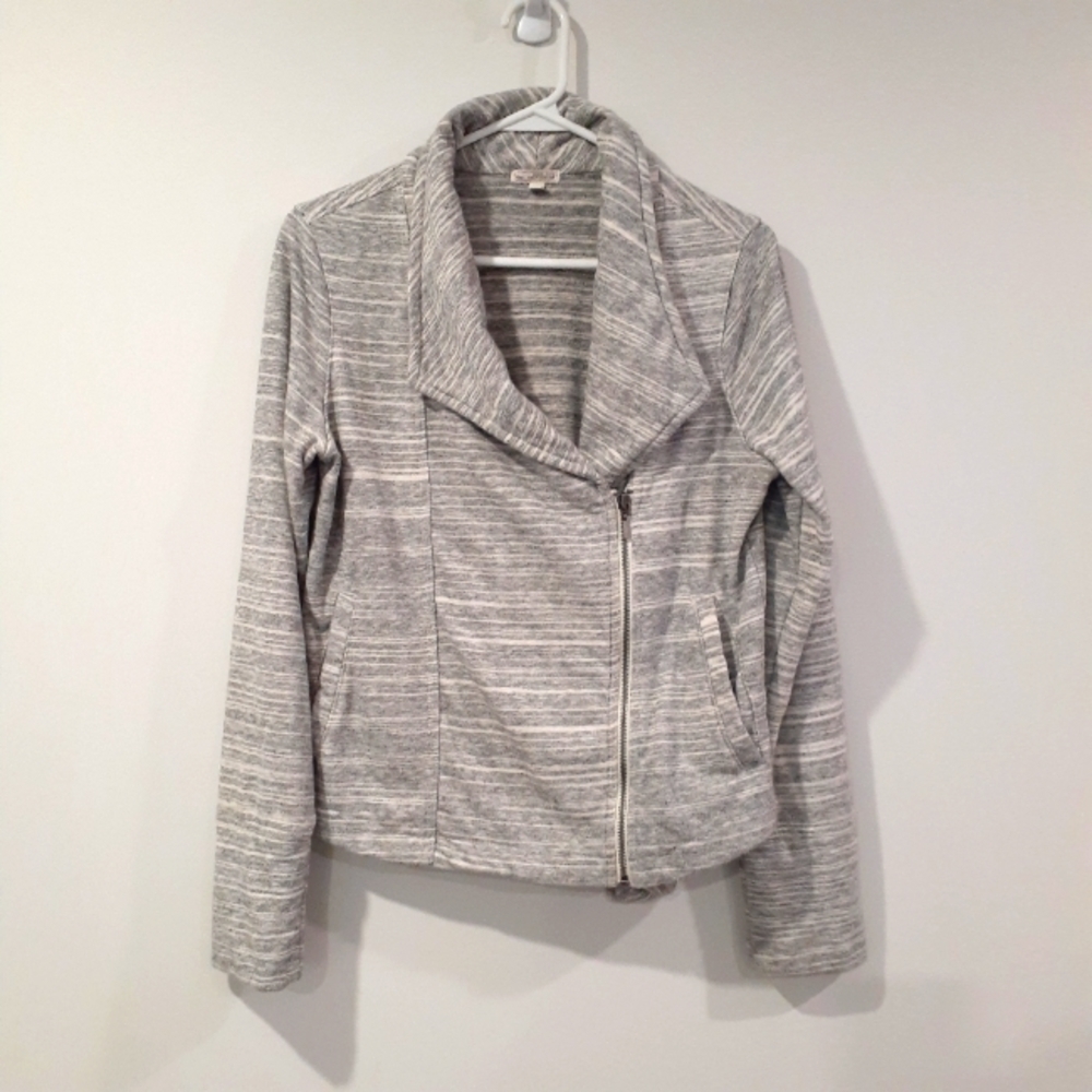 GAP Heathered Grey Sweater/Jacket